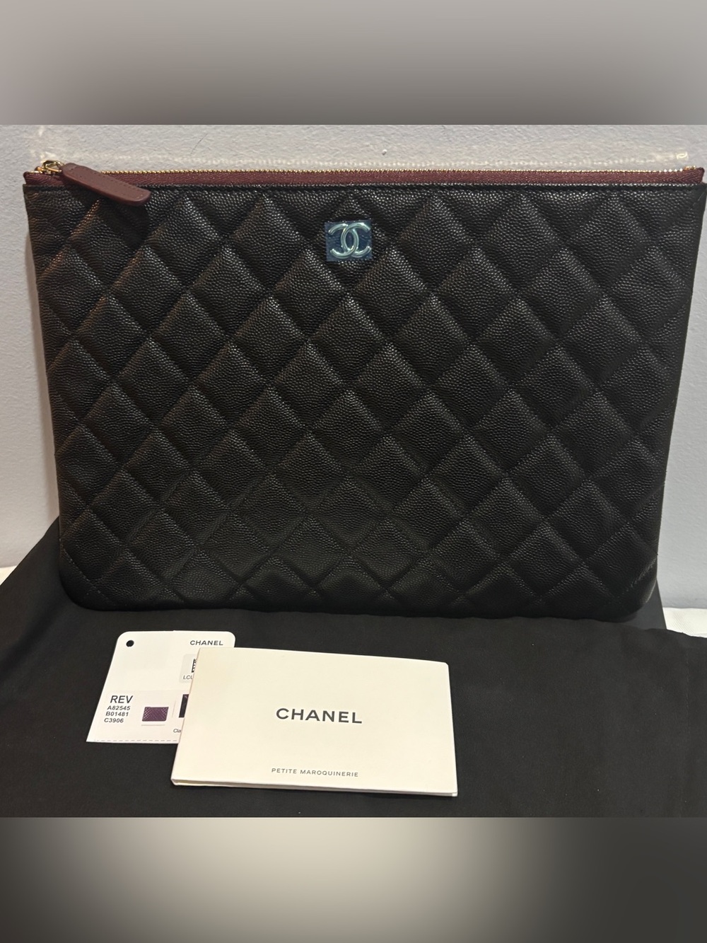 CHANEL CLASSIC ZIPPERED CAVIAR LEATHER POUCH GOLD-TONE HARDWARE